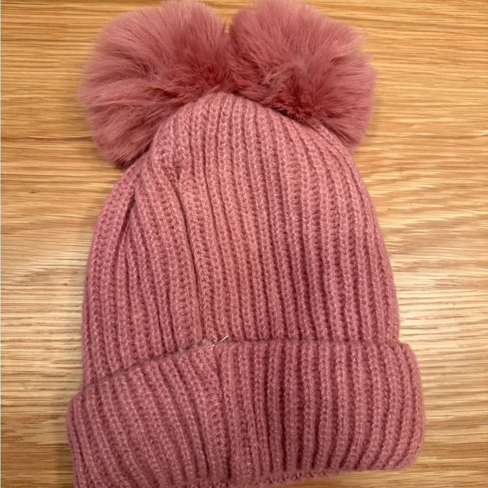 Kids Pom Pom Beanie With Bow